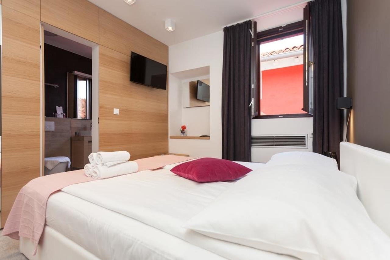 Villa Castrum Rovinj Exterior photo